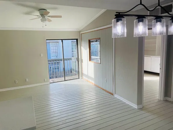 9550 Deering Dr APT 408, Houston, TX 77036