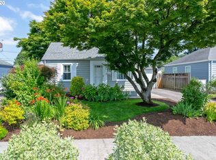 2936 SE 77th Ave, Portland, OR 97206