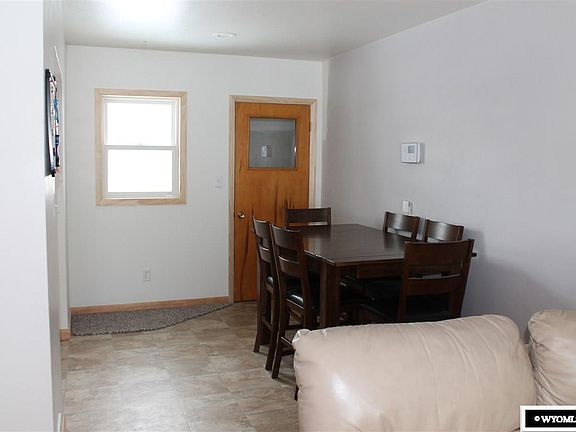 3rd image of 410 Spruce St