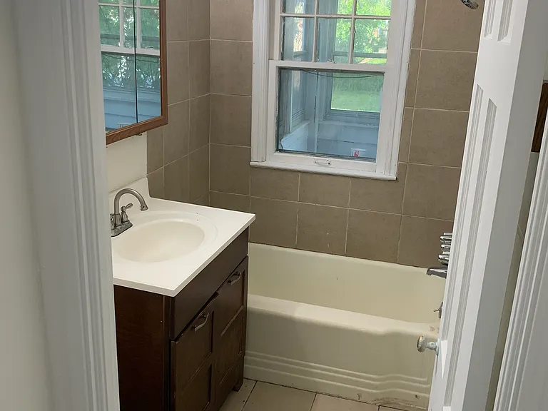 13616 Cedar Rd #2 — Photo 24
