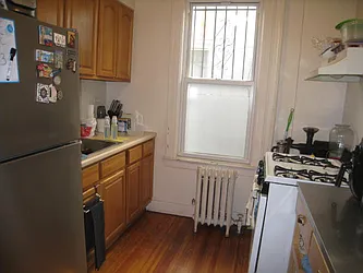 Rented by Alexiou Realty