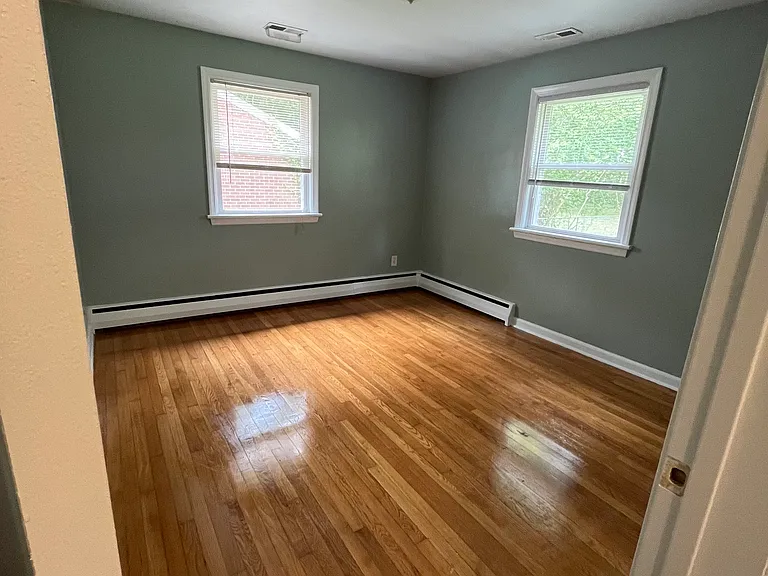 143 Hermitage Rd — Photo 12