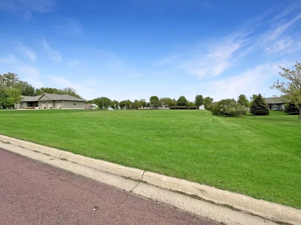 LOT 2 Garnet Ave, Slayton, MN 56172