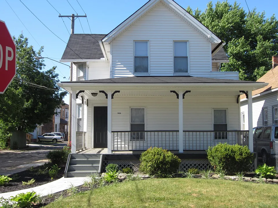 Spacious Front Porch