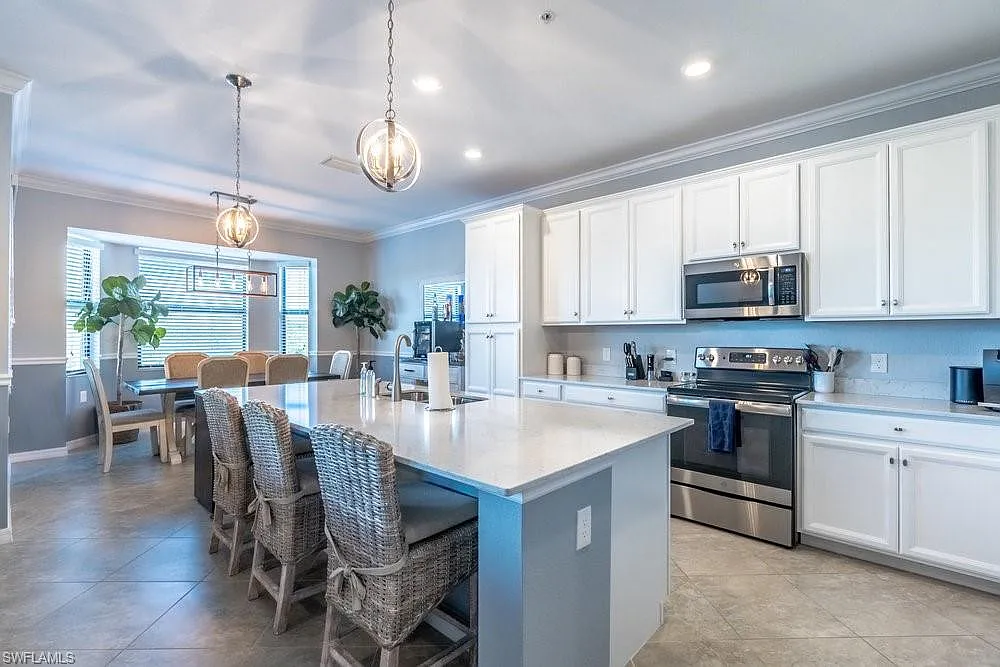 2 bed, 2.0 bath, 1232 sqft, $6,000 — Photo 3