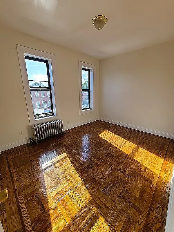 2950 Ocean Ave — Photo 3