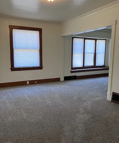 617 E Republic St — Photo 2