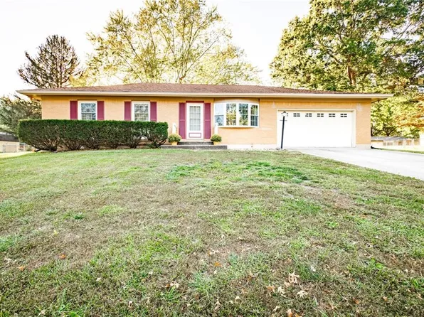 306 18th Ave N, Greenwood, MO 64034