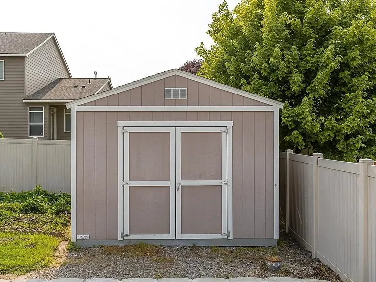 1653 Brantingham Rd — Photo 36