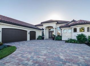 3324 Runaway Ln, Naples, FL 34114