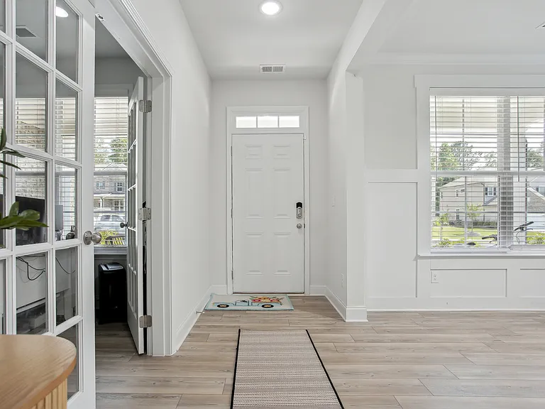 7925 Tiberon Pkwy #0 — Photo 25