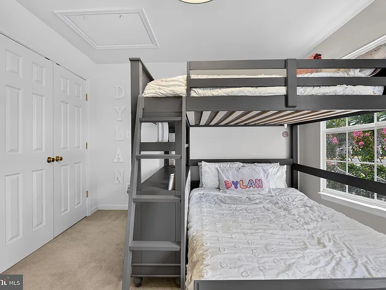 43081 Zander Ter — Photo 48