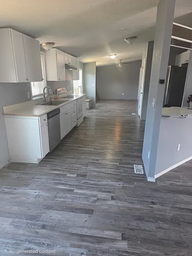 928 73rd St E #33 Photo 1
