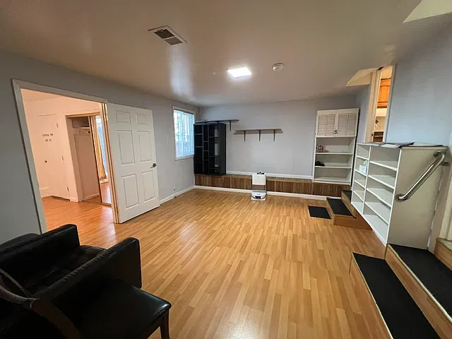 2 bed, 600 sqft, $2,550 — Photo 2