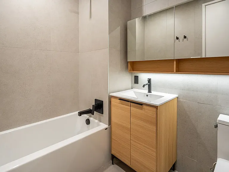 931 Carroll St #C201B — Photo 9