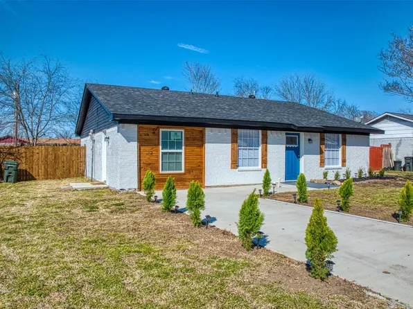 210 W Andrew Dr, Mabank, TX 75147