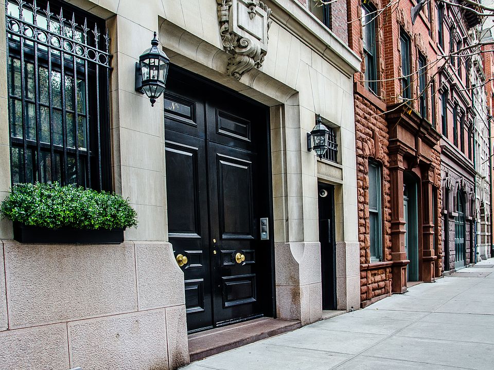 2nd image of 180 East 73rd Street #1