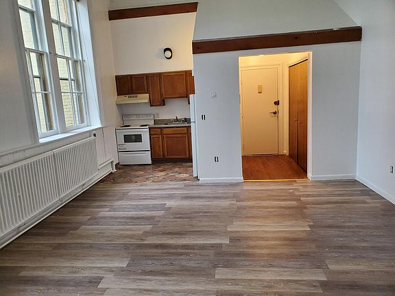 2nd image of 97 Grand St APT 2D