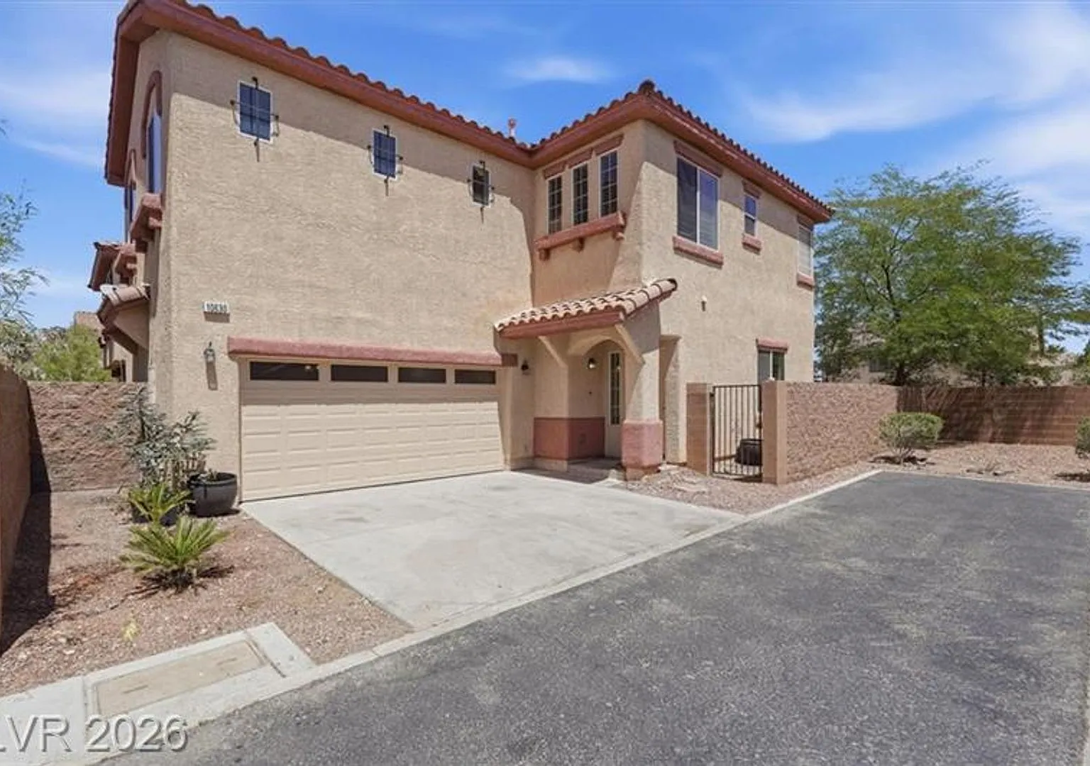 Inviting 3-Bedroom Home with Oversized Loft in Gated Southwest Community — Photo 2