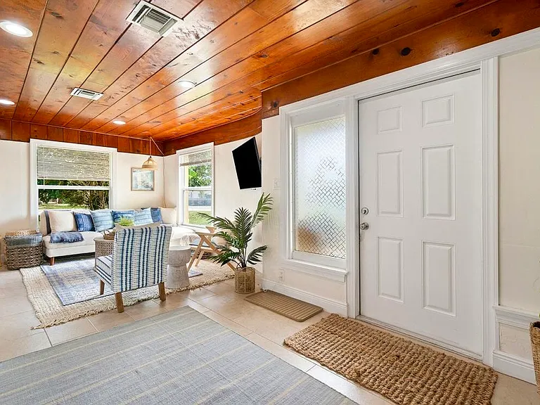 727 S Lake Dr — Photo 27
