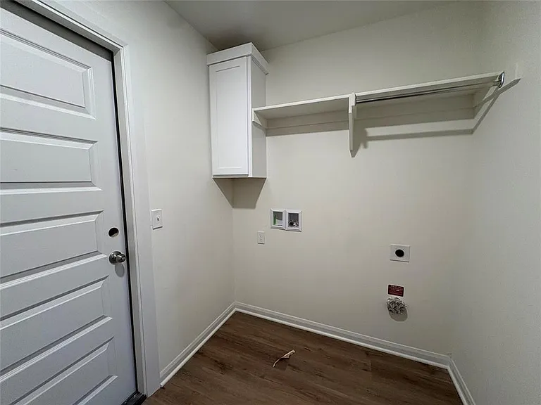 9104 Blackfork Ln — Photo 9