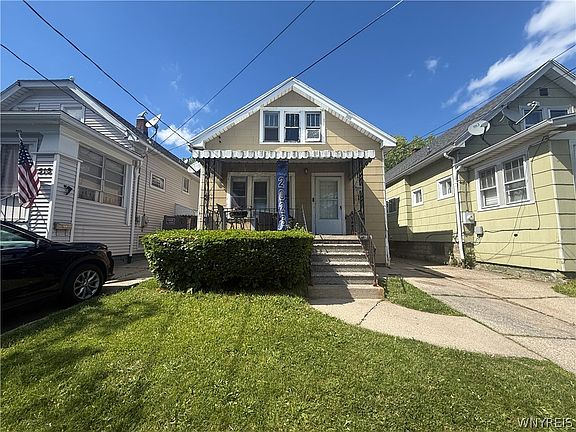 3rd image of 520 Lisbon Ave
