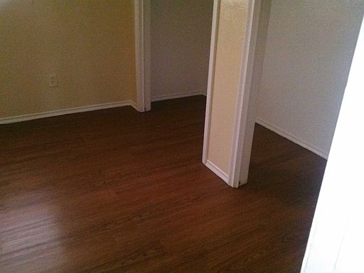 2nd image of 821 S Nursery Rd APT 117