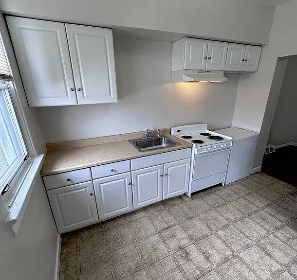 519 Marwood Avenue - 519 — Photo 6