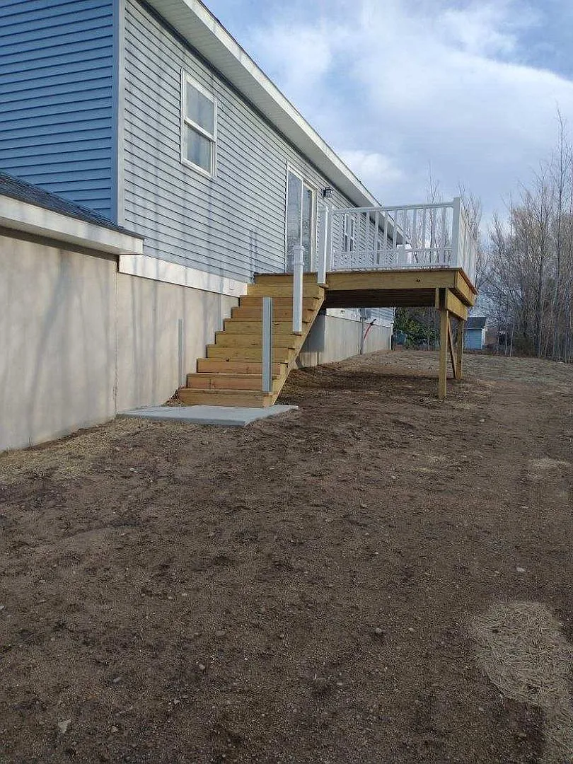 Spacious 2 BR 2 BA House with Walkout Basement - Close to Fisherman's Island State Park — Photo 2