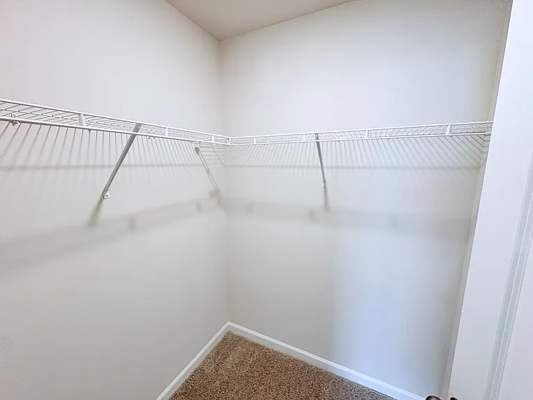 101 Brown Cir — Photo 32