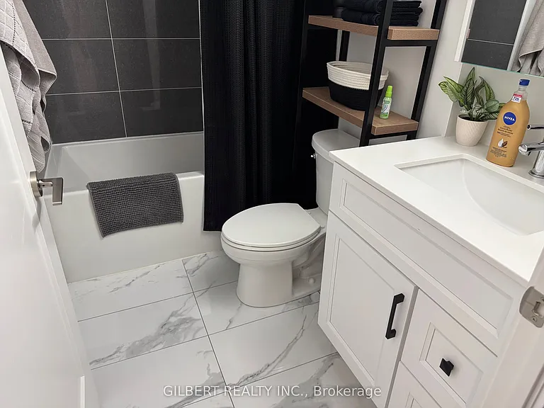 95 Oneida Cres #301 — Photo 4