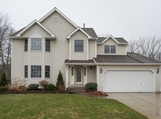 52 Fawn Meadows Ct, Getzville, NY