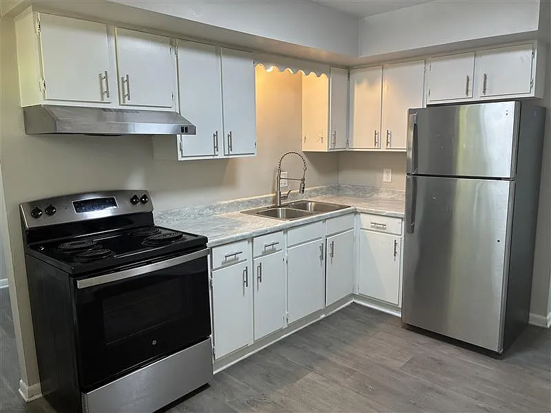 Building Photo - 4201B Sweden Dr #4201B