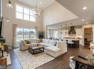 207 Grove Valley Ct, Chalfont, PA 18914