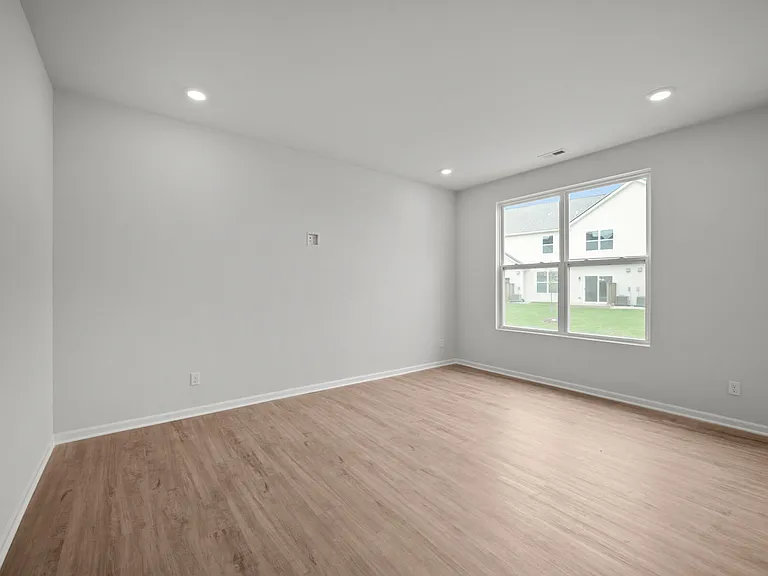 2405 Saltsprings Dr — Photo 8