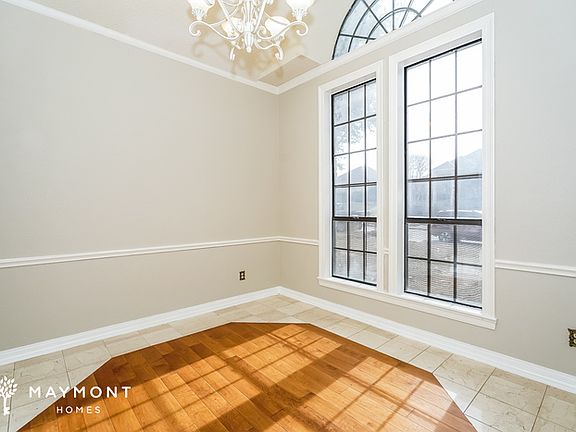 4th image of 701 Dartbrook Dr