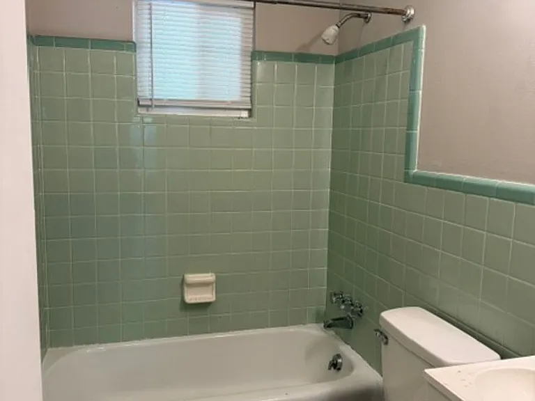 1205 Vance St — Photo 7