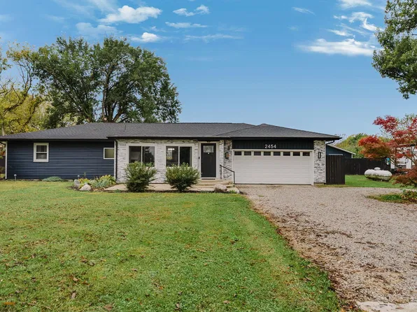 2454 Bogus Rd SE, Washington Court House, OH 43160