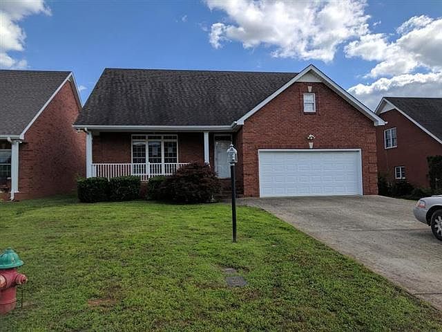 1st image of 355 Chase Cir