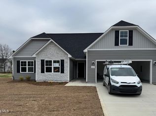 324 Cotton Hill Pl, Hubert, NC 28539