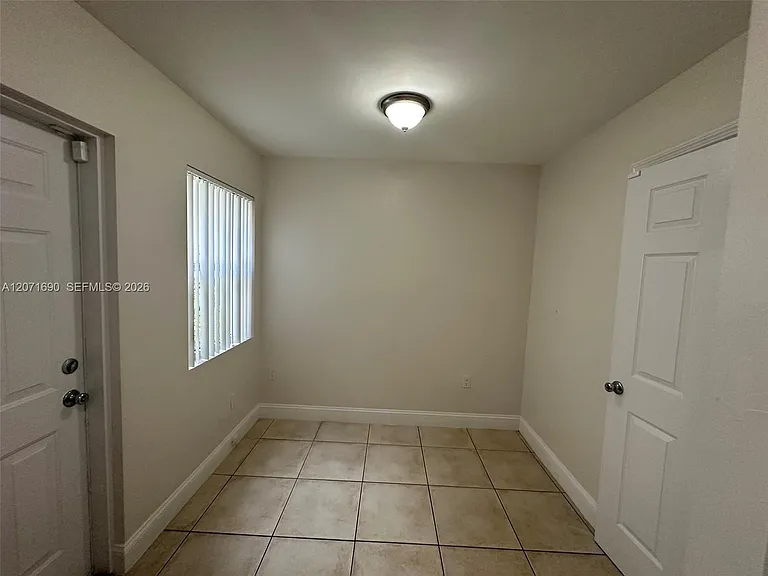 228 NW 14th Ave #0 — Photo 7