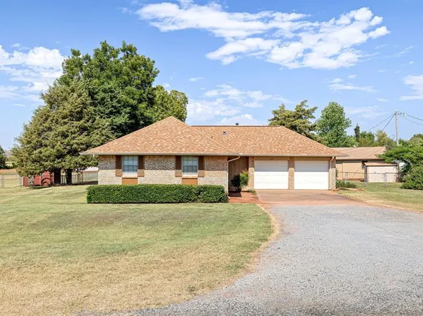 525 S Lakehoma Place Dr, Mustang, OK 73064