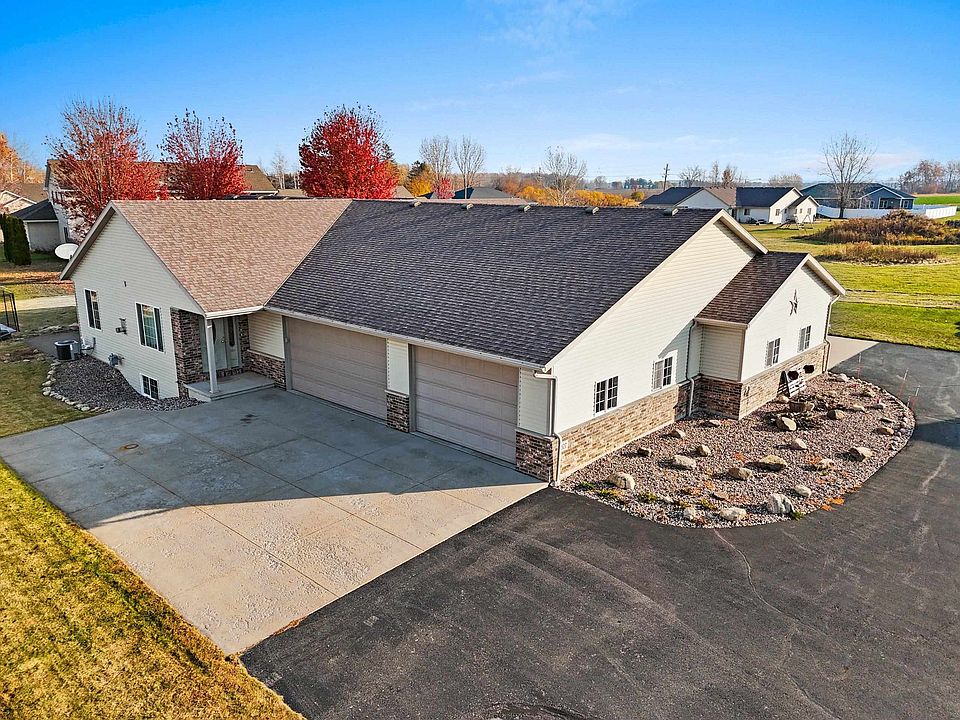 1st image of 1327 Northwood Dr