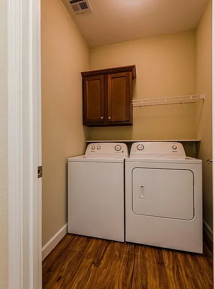 2701 Tobacco Rd #B — Photo 15