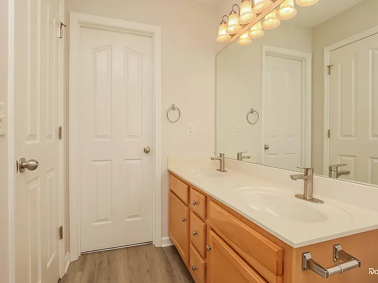 3003 Waywood Dr — Photo 9