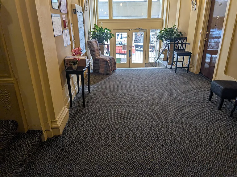 The Langham Apartments — Photo 35