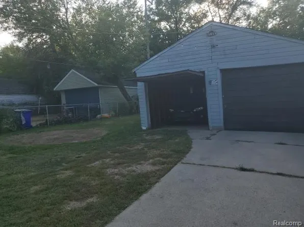 7407 Rosemont Ave, Detroit, MI 48228