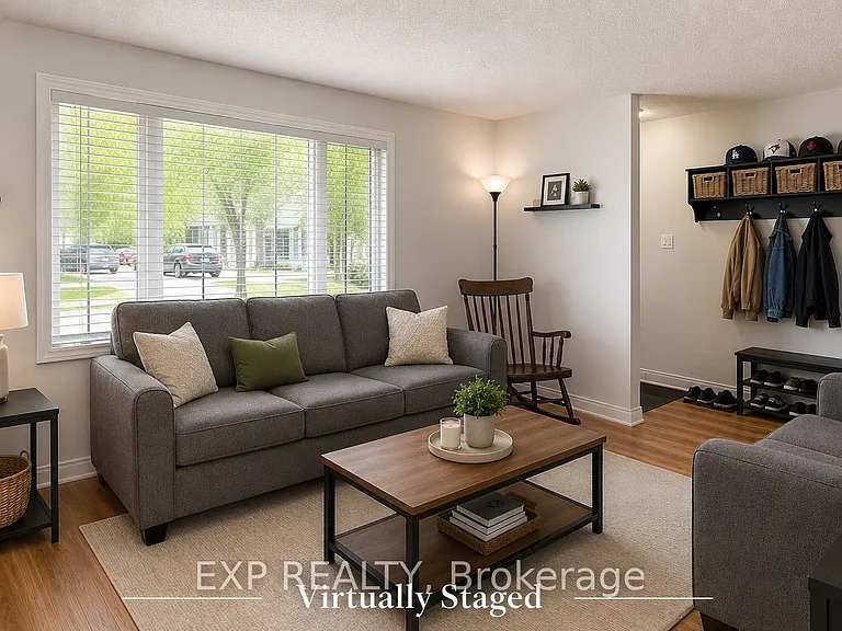 32A Guest St #MAIN LEVEL — Photo 2