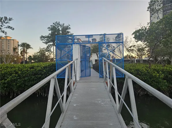 4187 Bay Beach Ln, Fort Myers Beach, FL 33931