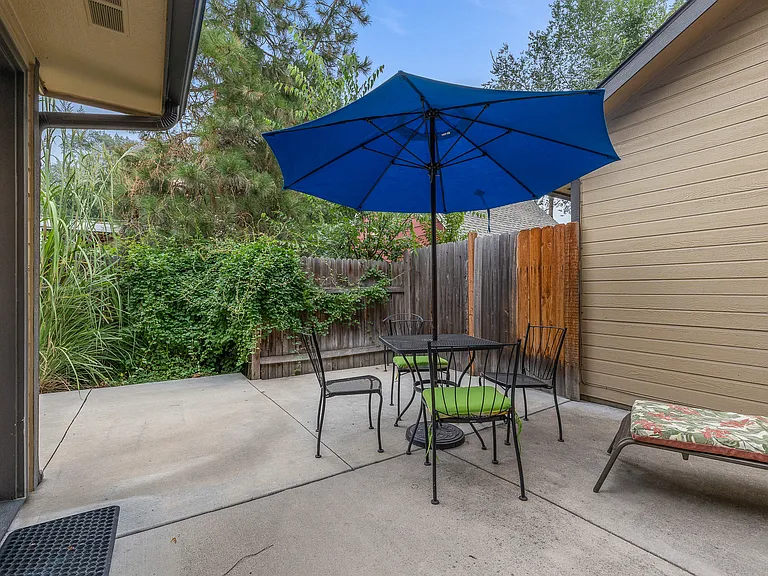 3071 W Breneman St — Photo 45